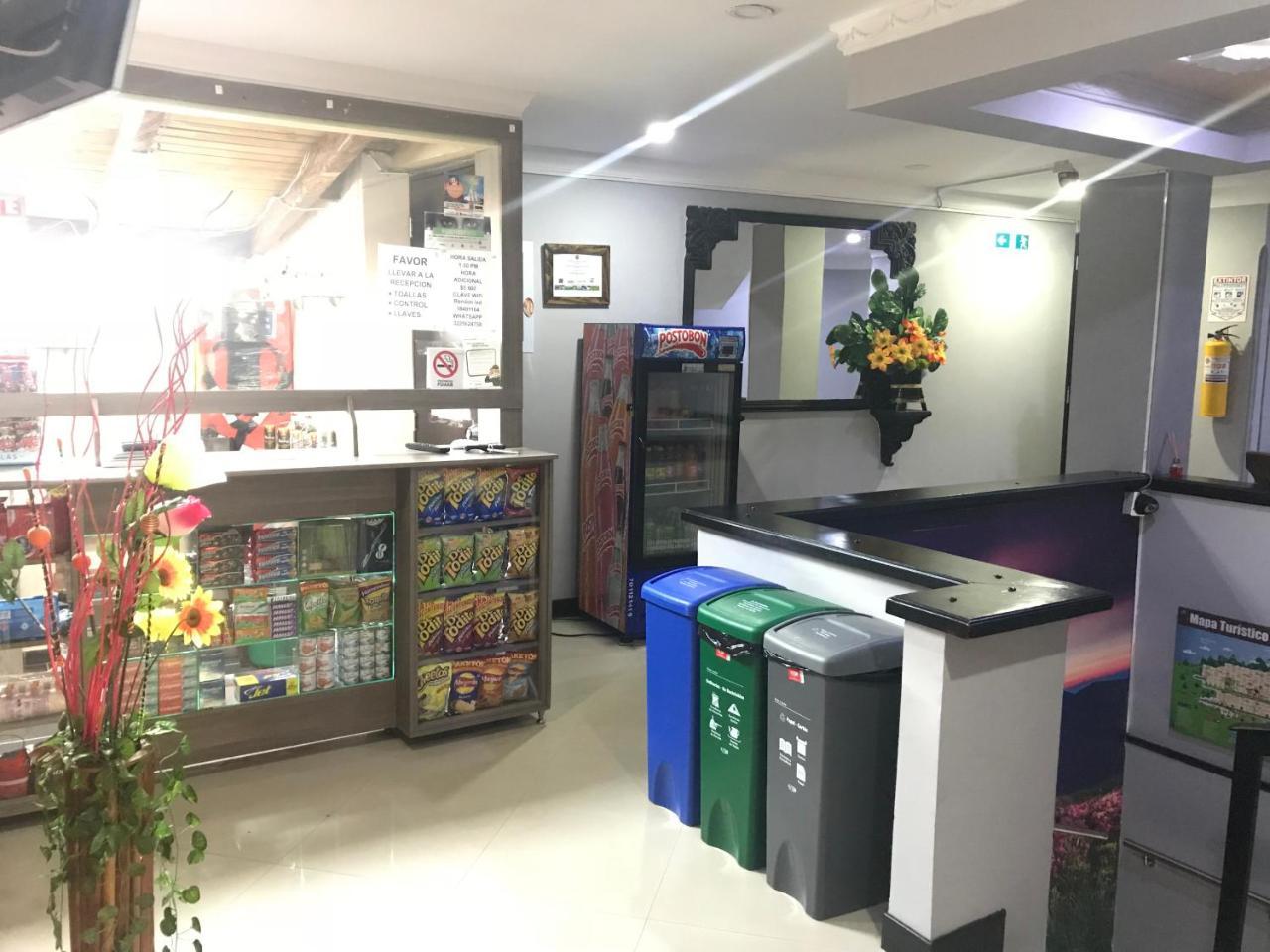 Hotel Calipso マリニリャ エクステリア 写真